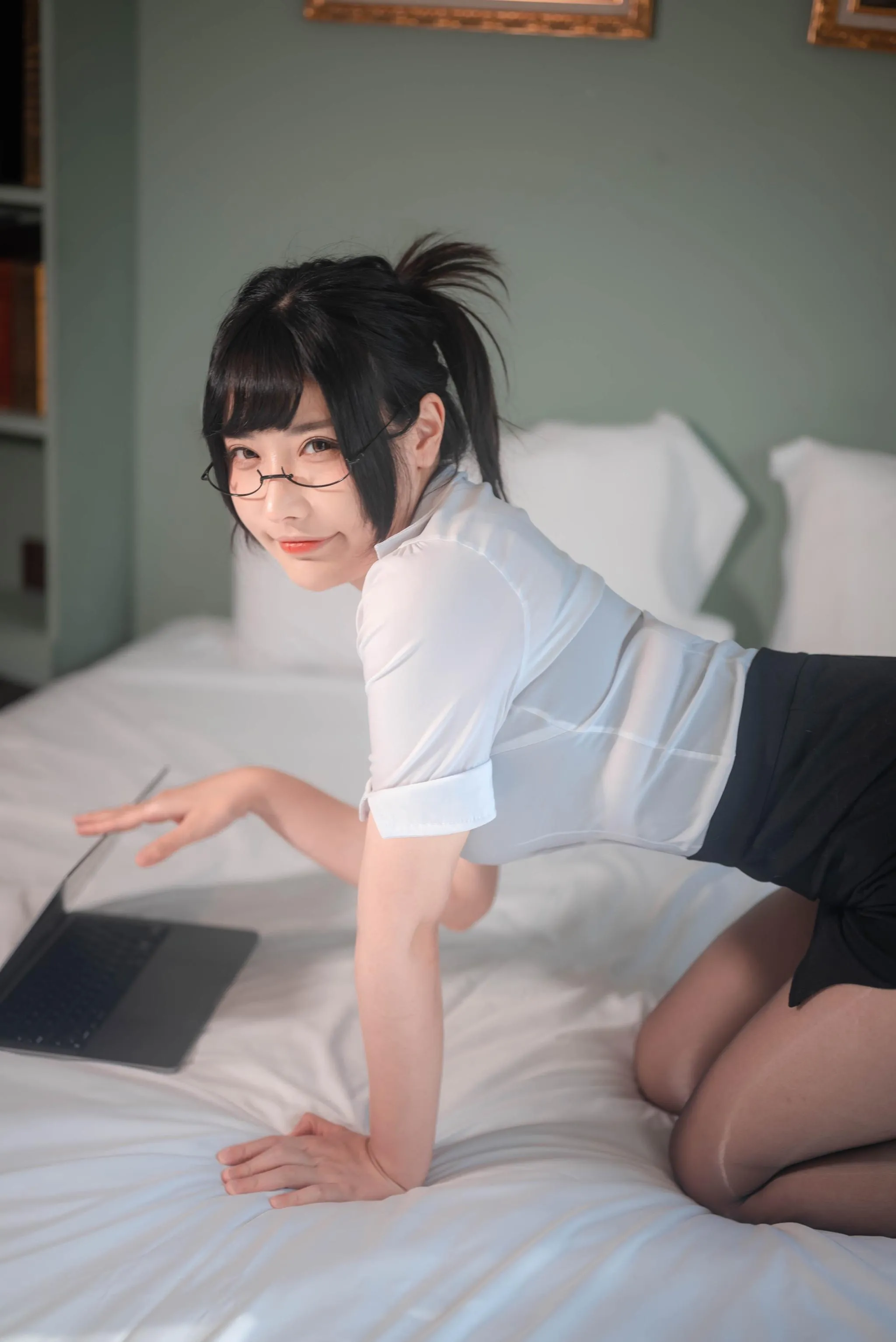 糖果果Candy – NO.07 室内ol [102P]插图8